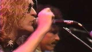 Video thumbnail of "Say It Isn't So (1991) - Hall & Oates"