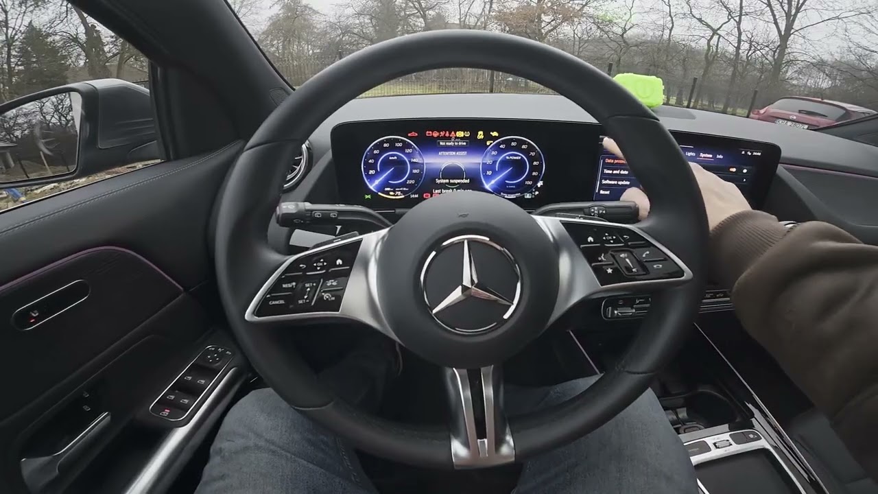 MERCEDES-BENZ EQA – Как установить время и дату