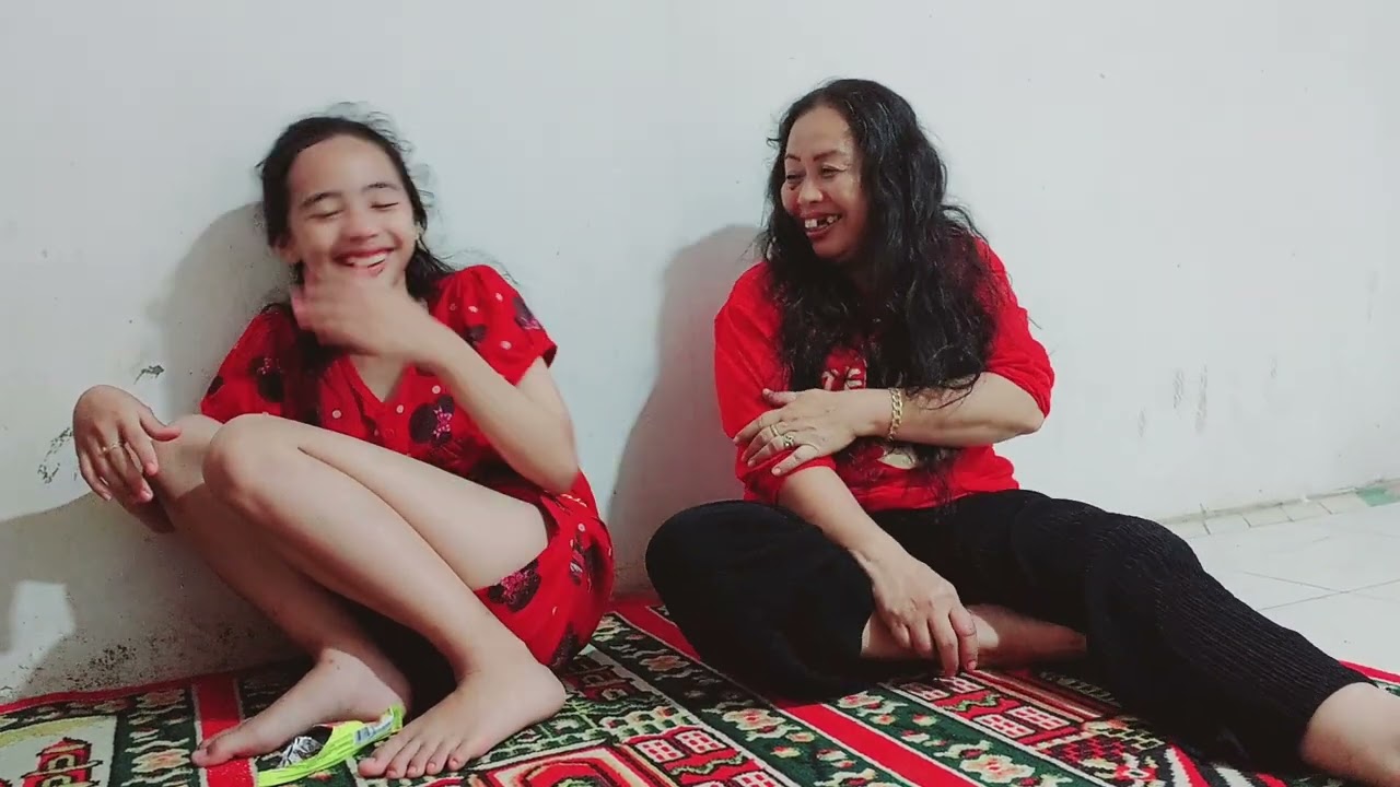Tasya dan mamanya dikasih pertanyaan sama papa Tasya