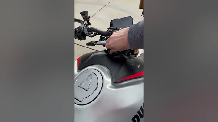 Eric's 2022 Ducati SFV4SP