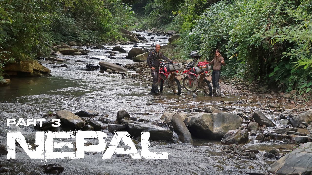 Motorcycle Adventure in Nepal - Annapurna Circuit | Offroad Ride from Beni to Tatopani - Ep.22-10