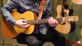 Vignette de la vidéo "Riff Rundown: Tommy Emmanuel's "Saturday Night Shuffle""