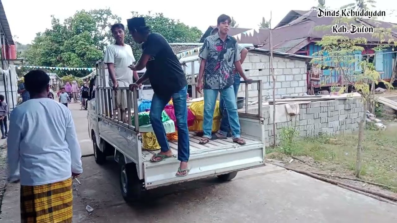 Pesta Adat Kabawakole Kab  Buton