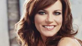 Video thumbnail of "Silver Bells * Martina McBride * (HD)"