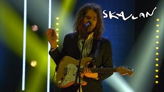 Miniatura de vídeo de "The Royal Concept "Smile" - Live on Skavlan | SVT/NRK/Skavlan"