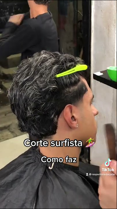 Corte real barbearia - Aquele corte em V #risco #risoemv #barbearia  #cortedecabelo #cabelomasculino #degrade #barber #barbershop #camponovo  #zonasul #portoalegre #vemprocorte