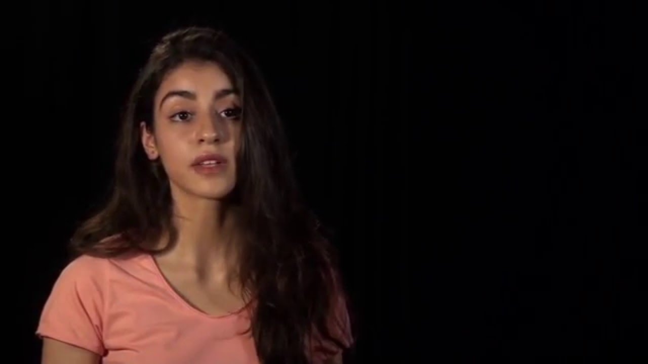 Atriz Isabela Souza Videbook com dia YouTube