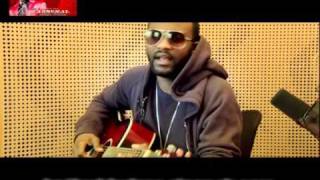 Video voorbeeld van "Fally Ipupa chante Catafalque chez Claudy Siar"