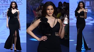 Amyra Dastur Ramp Walk At Bombay Times Fashion Week 2024