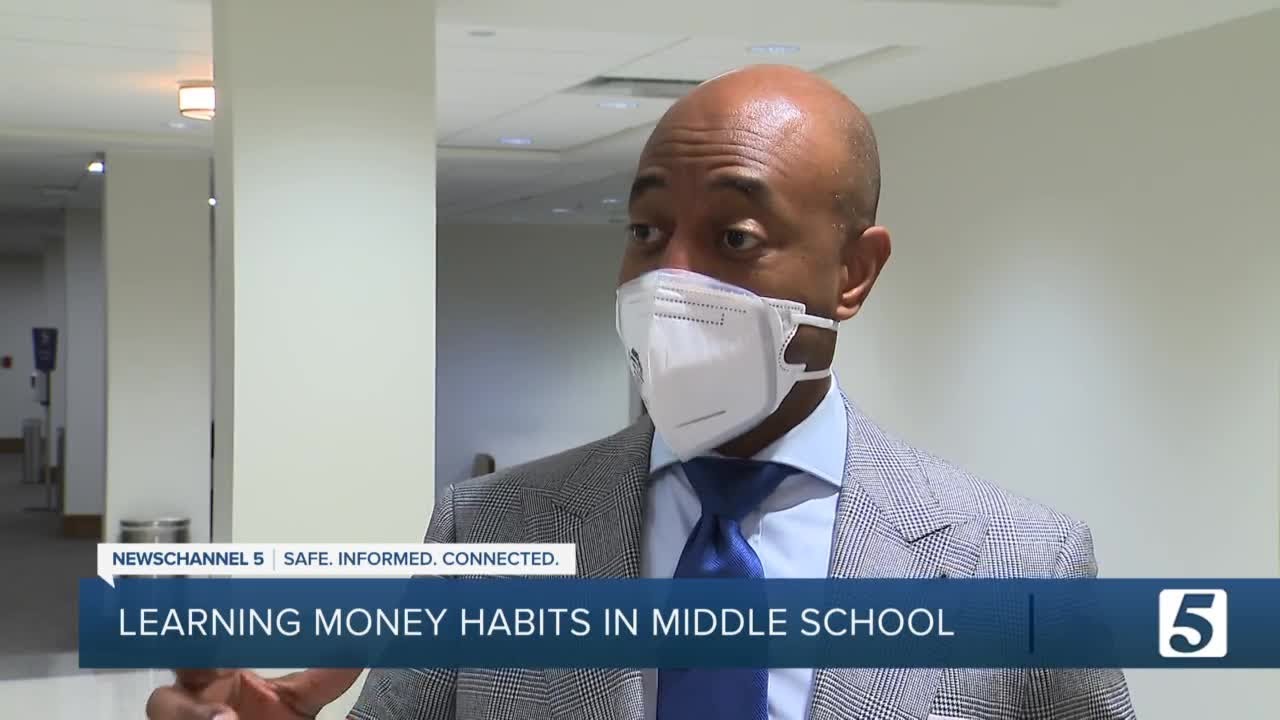 ⁣Financial literacy in the classroom? One Tennessee lawmaker wants it in classrooms