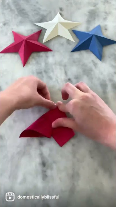 Patriotic Torn Paper Stars: easy and fun craft for the kids - FSPDT