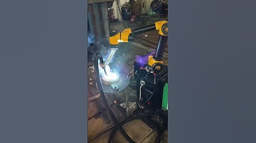 Can robots replace humans? #collaborative #welding #industrialrobot #robotic