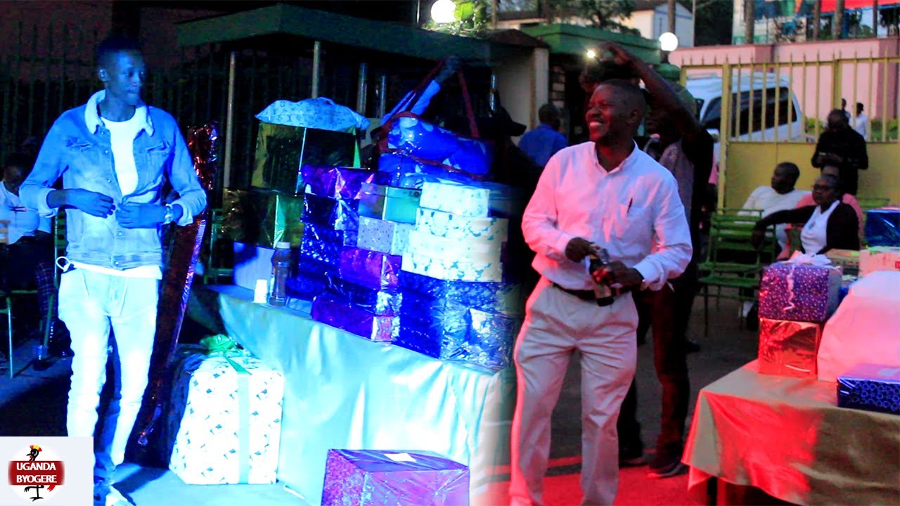 BAMBI! KAKALAAMU ASIMYE JJ SEMANDA EYAMUWA ELINYA LYA KAKALAMU NE TUU KU END OF YR RADIO SIMBA PARTY