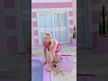 باربي الحقيقية جولة في المسبح باربي الحقيقية جولة في المسبح
