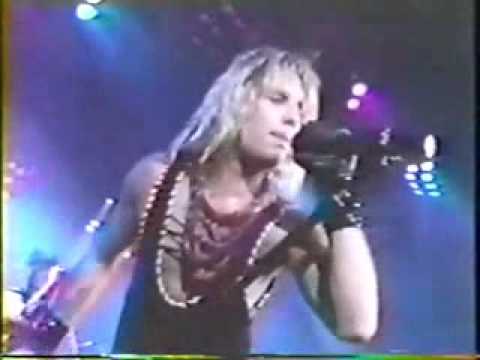 Motley Crue Smokin In The Boys Room Live 1987 Tacoma