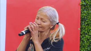 Subway Opera Singer Is Back Performing Again