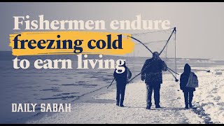 Fishermen endure freezing temperatures to earn living in Turkey's Ağrı