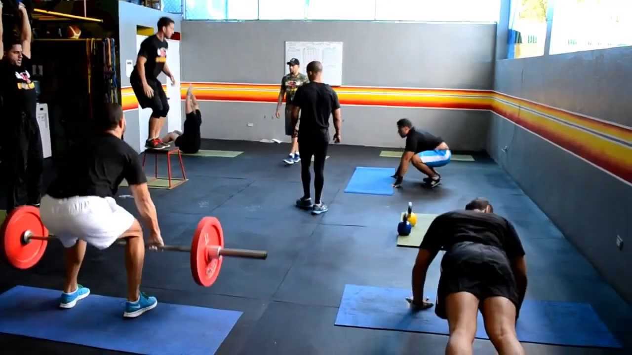 Entrenamiento de Circuito - YouTube