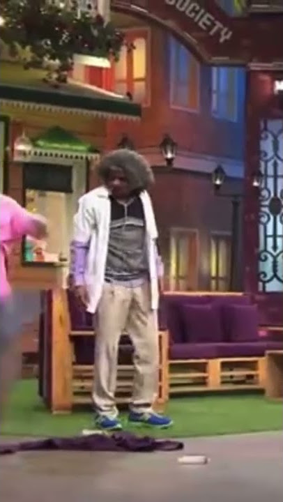| esa abhe bhe saman dakh na nhe aya asa fakh tha hai 🧟‍♀️|