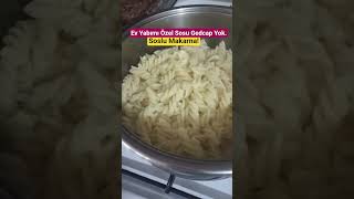 Geccapa Son Gendim Yabıyorum Soslu Makarna