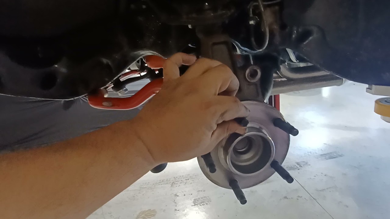 Part 2 1969 Chevellle CPP HUB BEARING FAILURE , VERY DANGEROUS. YouTube