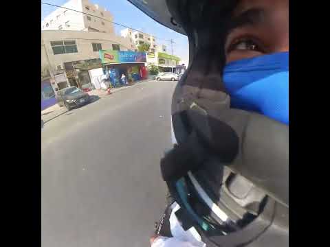 الدفاع المدني أعطاني تحية وأنا رافع على عجل