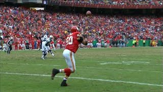 Vrabel TD catch - Matt Cassel finds LB Mike Vrabel who lines up at tight end for a