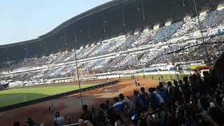 Korea 3D bomber dan viking saat persib vs persija