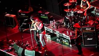 Richie Sambora U0026 Little Steven Van Zandt  Livin On A Prayer  O2 Arena London  October 2016