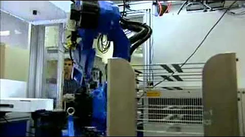 Natural gas fuel cell generates power, heats water for homes, saves on CO2 emissions