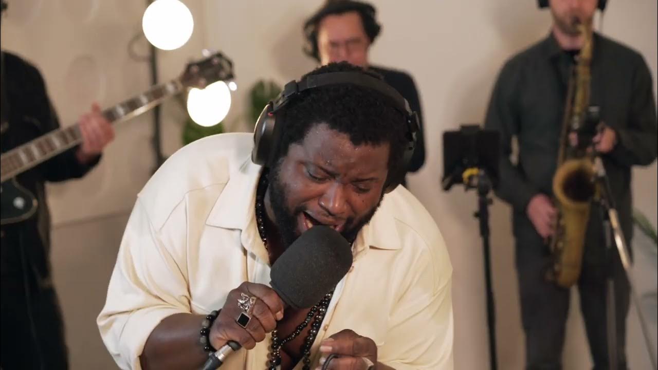 Wolfgang Valbrun - Almighty $$ (Live Studio Performance) Wolfgang Valbrun - Almighty $$ (Live Studio Performance)