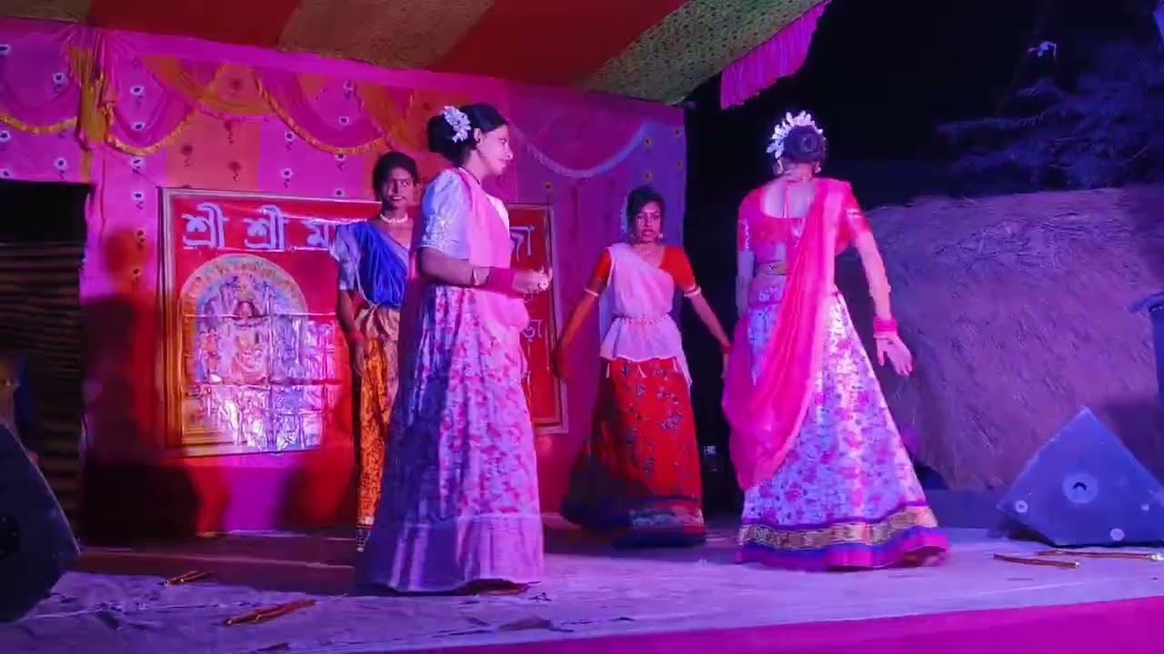 বৃন্দাবনে কে কে যাবি আয় 🙌💗💫#youtube #like #comment #viralvideo  #krishna #dance #trending 