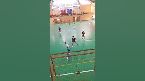 keren skill bermain futsal nya anak ini #futsal #skills #viral #training #tutorial #children