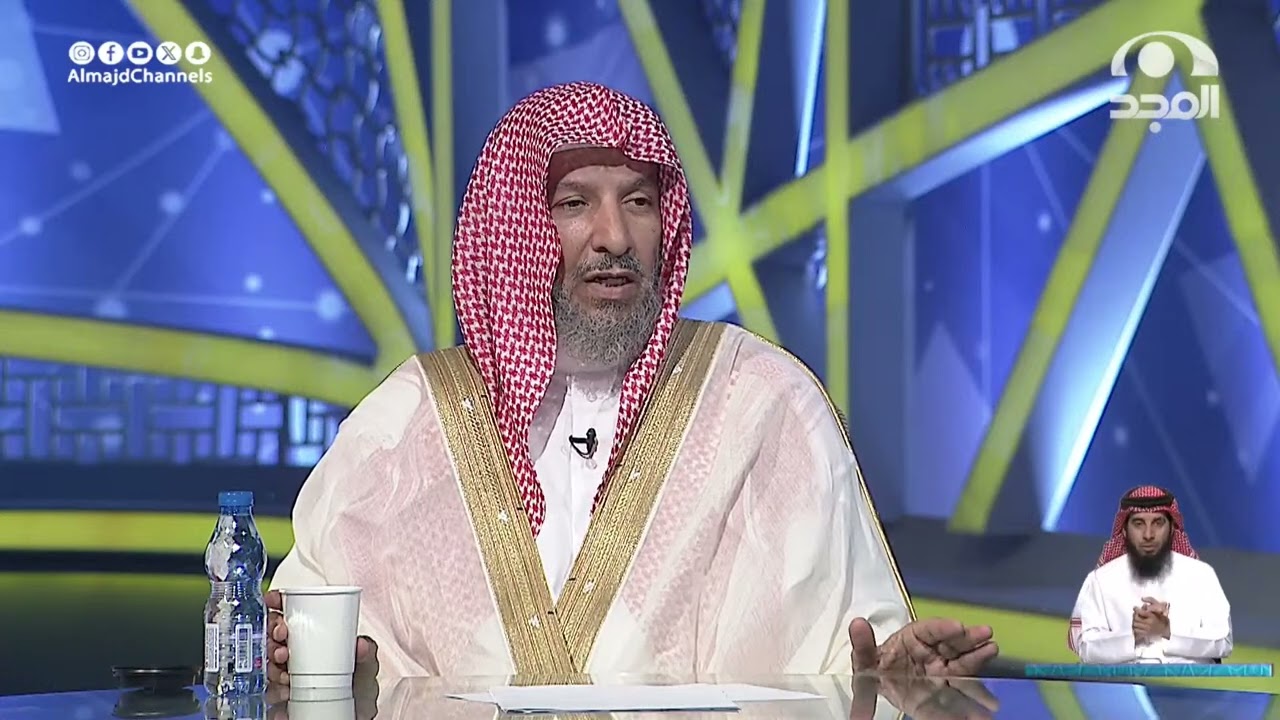 صفة الصلاة في الطائرة .  أ. د.: سعد الشثري