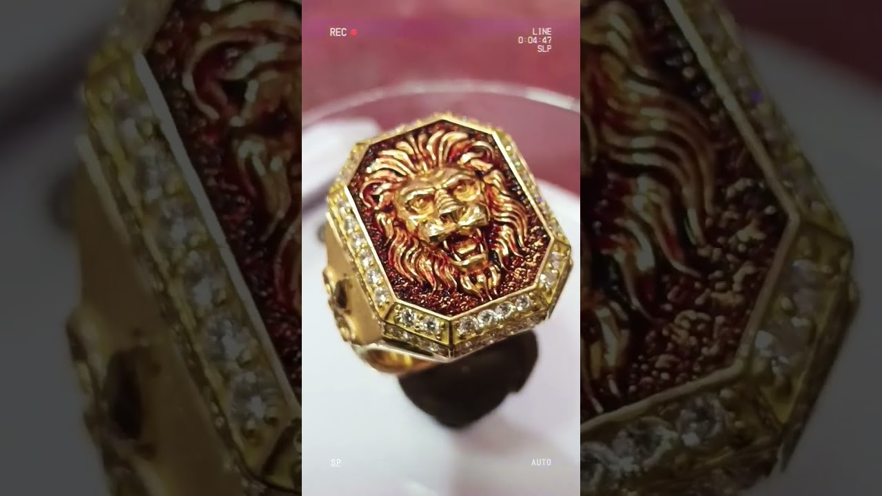 beautiful lion King ring 