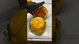 Download Lagu ayo sapa yang mau Beef burger MP3