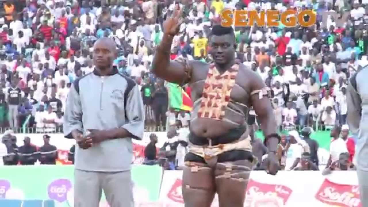 Senego TV: Best of Combat Balla Gaye 2-Eumeu Sène dans une arène en ébullition, Regardez: