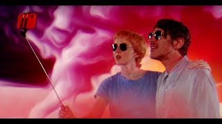 Gruff Rhys (ft. Lily Cole) - Selfies In The Sunset (Official Video)