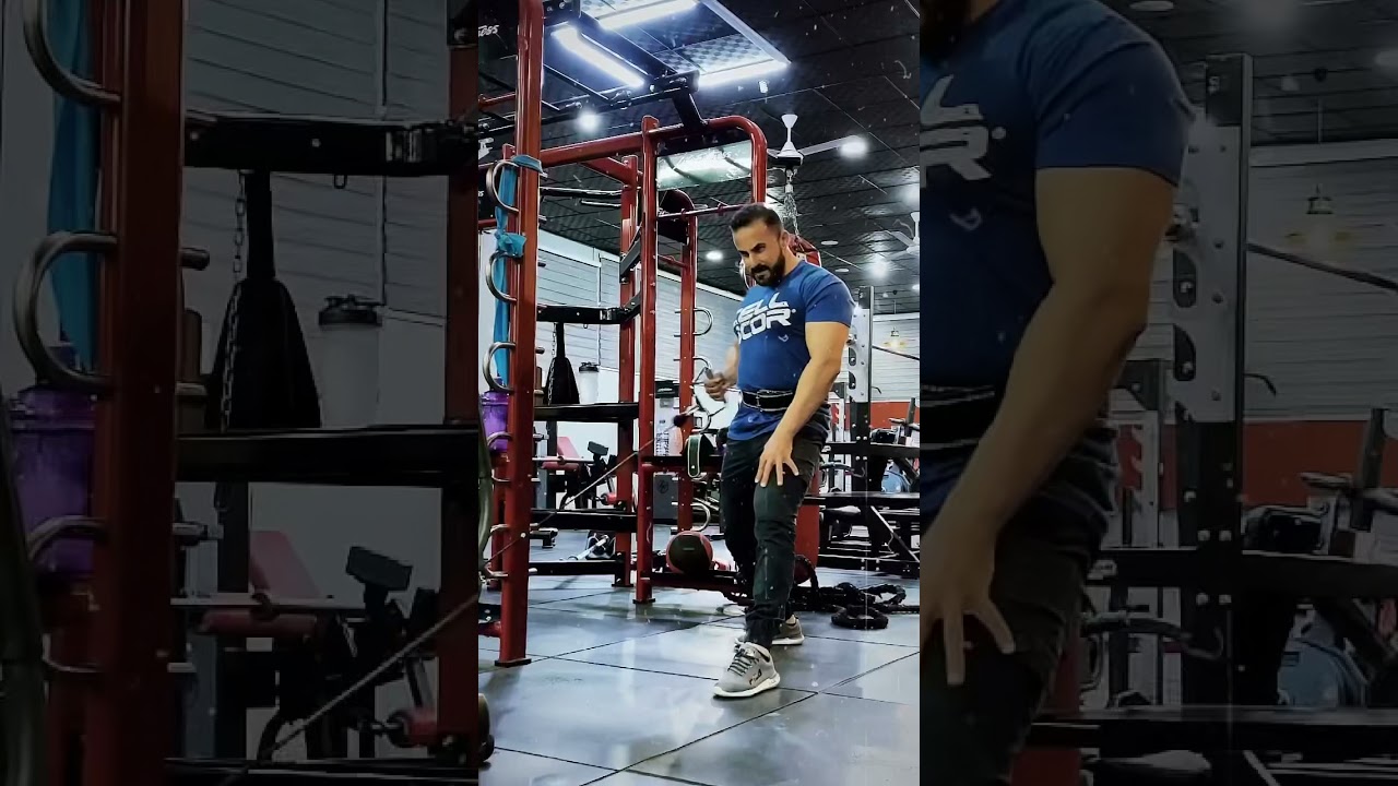 Single-arm low cable row
