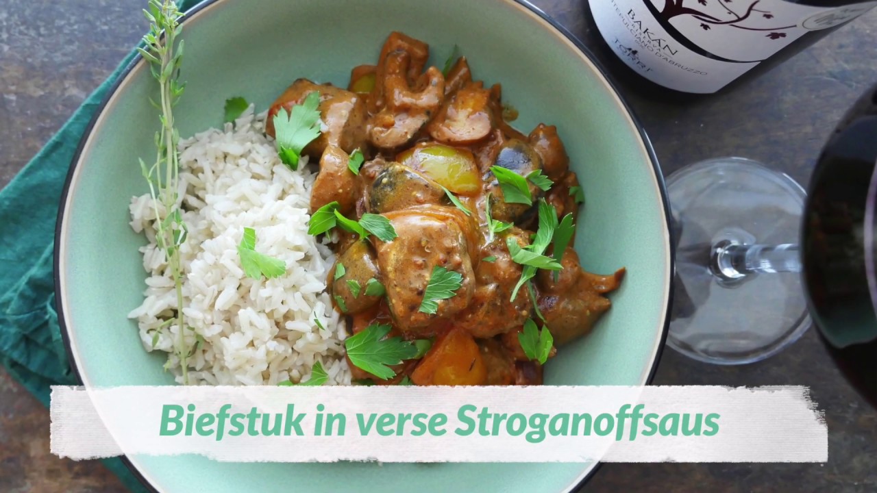 Biefstuk in verse stroganoffsaus - YouTube