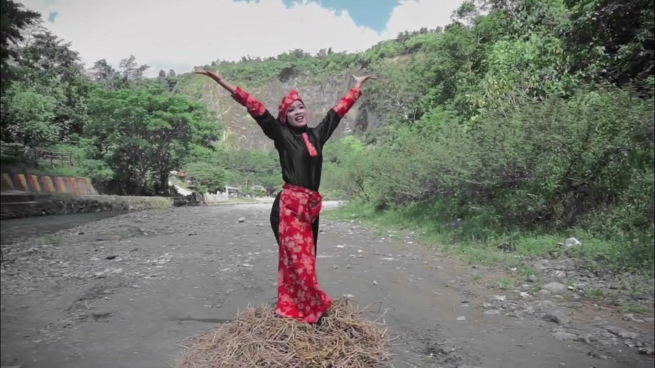 FLS2N TARI TRADISIONAL TUNGGAL SMK GENUS BUKITTINGGI LEGENDA "KATI MUNO