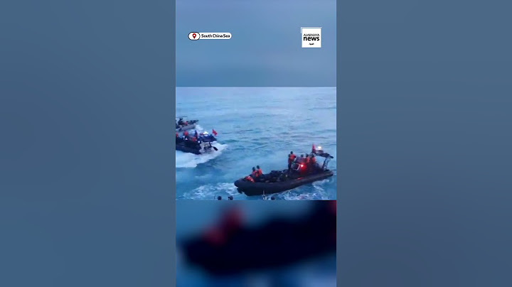Chinese coast guard rams Philippines navy boat