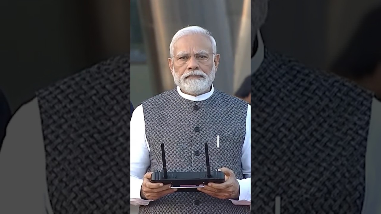 PM Modi pilots a drone at inauguration of Bharat Mandapam | IECC Complex, Pragati Maidan