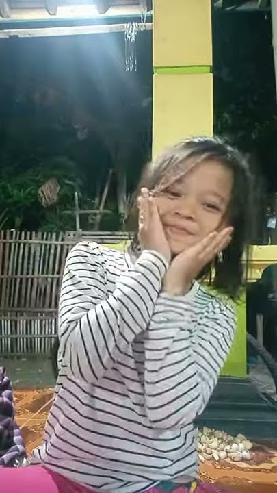 Artis cilik lagu sakitnya hatiku