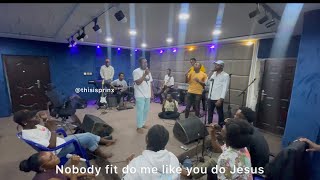 ⁣Trust me Prinx Emmanuel rehearsal session will leave you dumbfounded