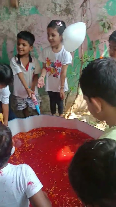 akiko kobayashi holi