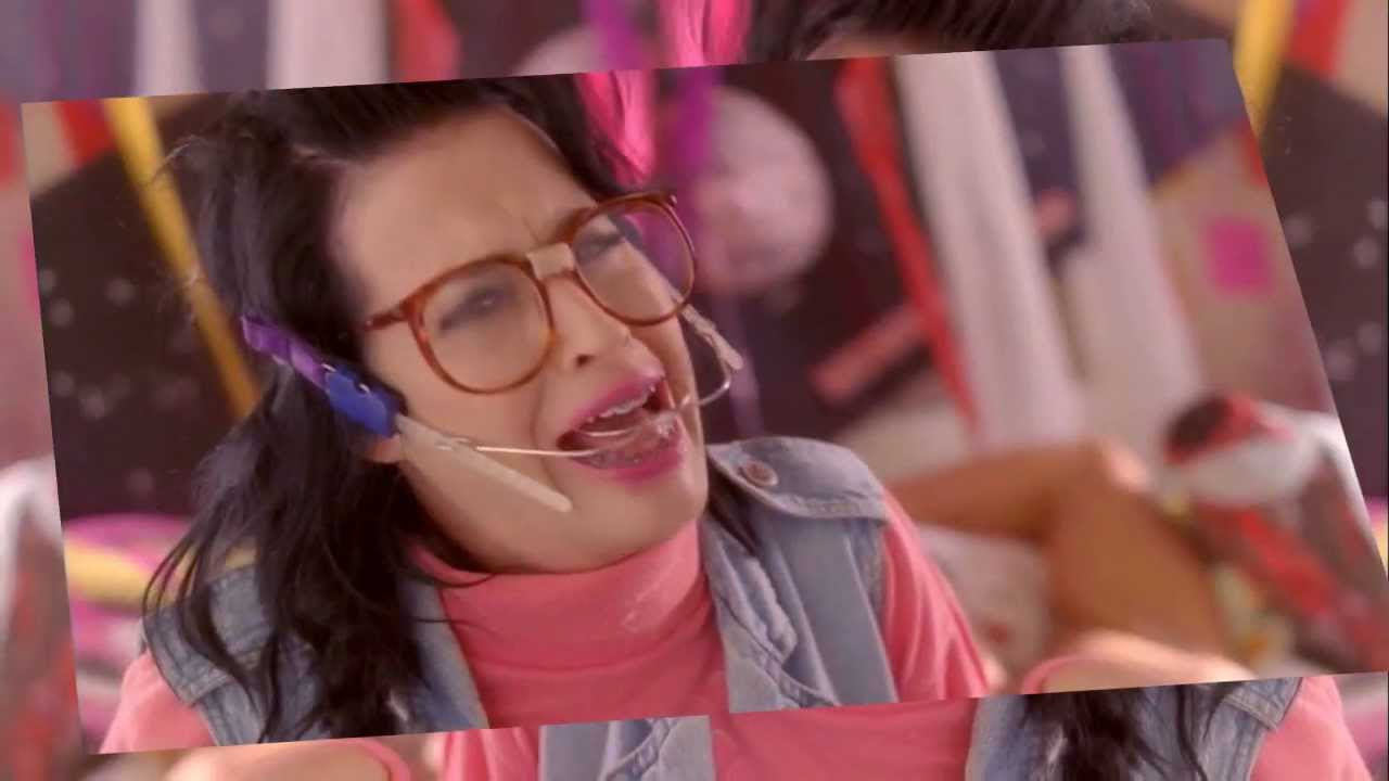 Jessie J vs Katy Perry - 