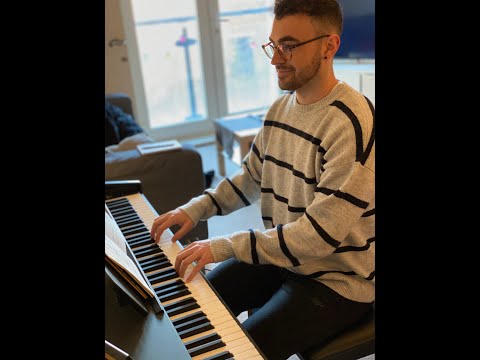 adult-piano-progress---1-year-of-practice-from-complete-beginner