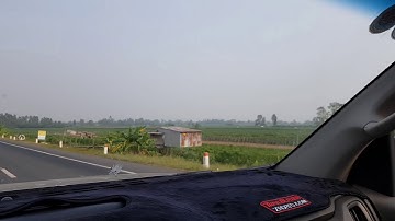 Trên tay cầu Cao Lãnh ( Đồng Tháp)