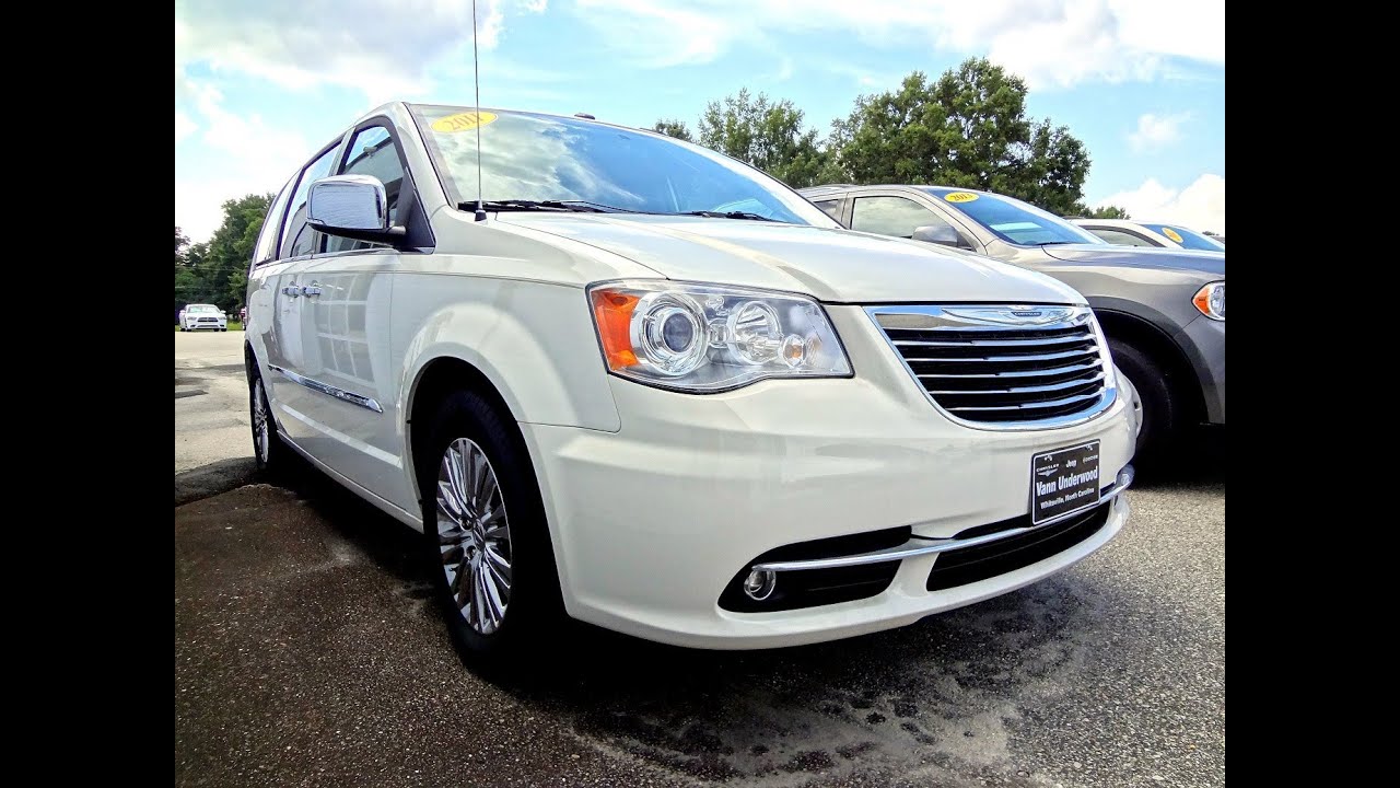 2011 chrysler town and country van